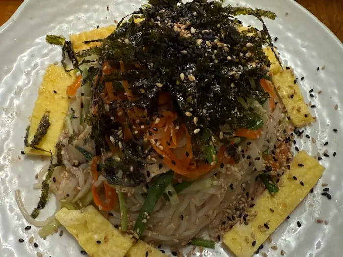 푸짐한 잔치국수