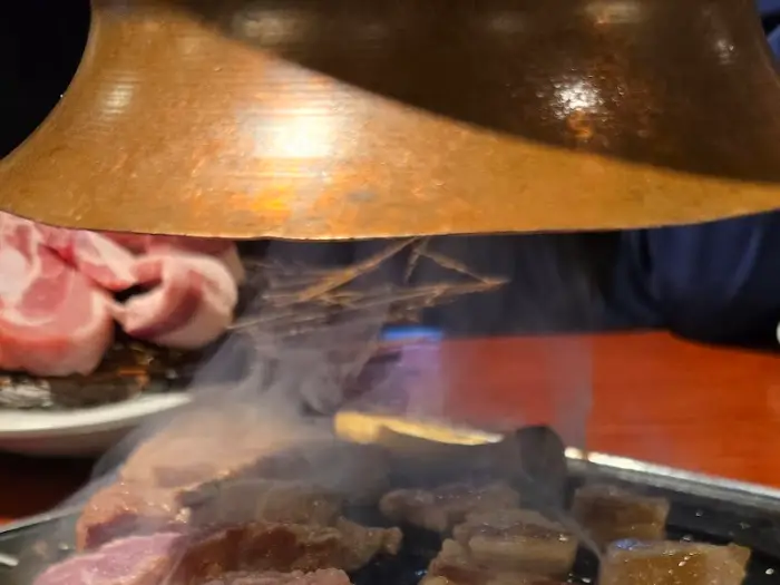 고기가 구워지는 모습