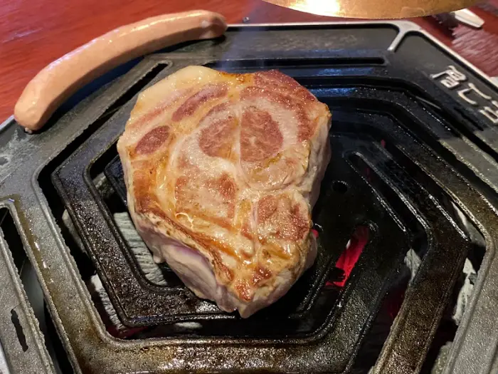 잘 구워진 목살