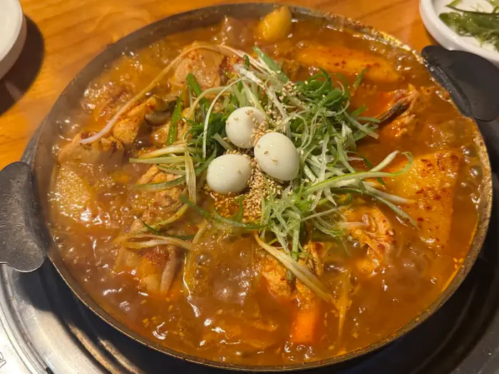 옛날토담집 닭볶음탕