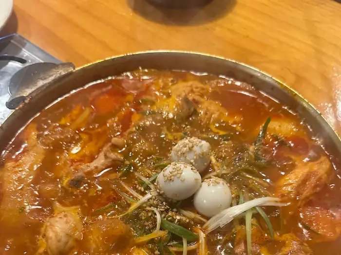 옛날토담집 닭볶음탕 상세 컷