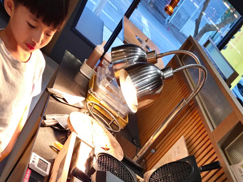 아이들이 직접 만드는 와플