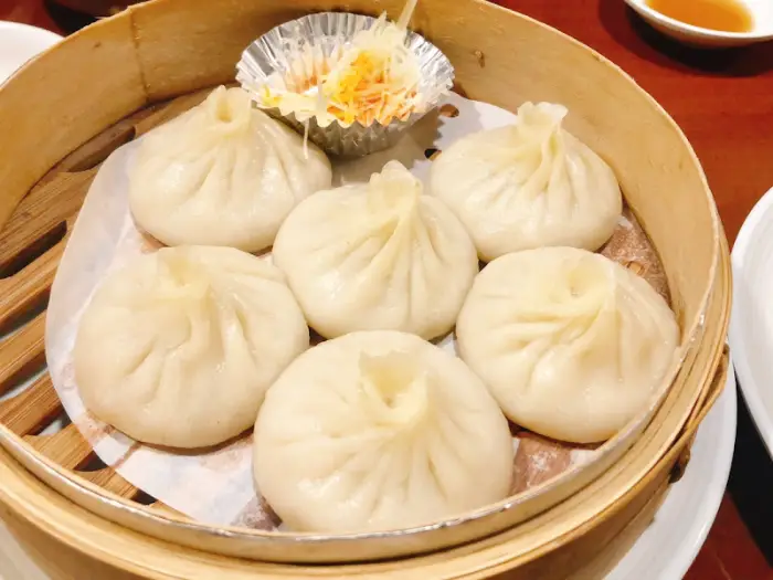 육즙 가득한 소룡포