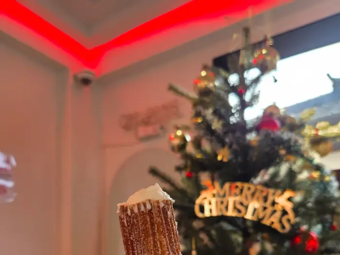 크리스마스 트리와 츄러스