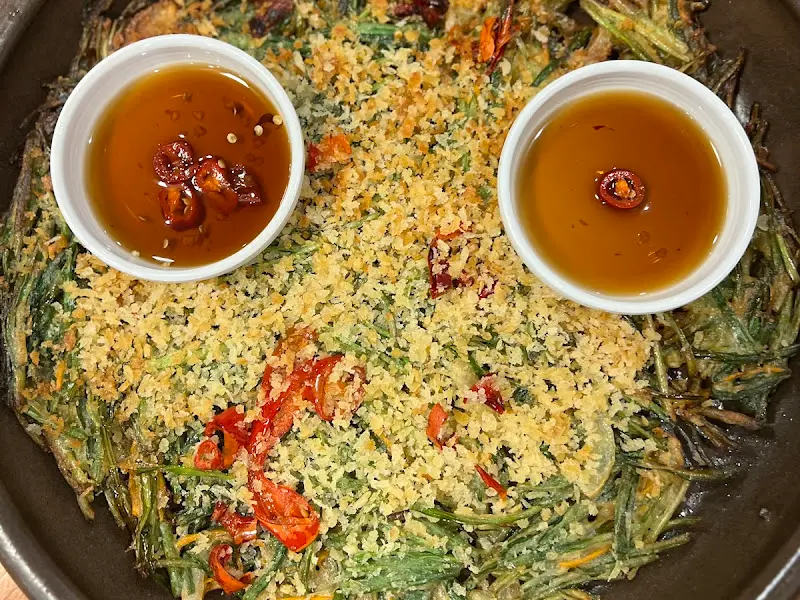 해물이 듬뿍 들어간 부추전