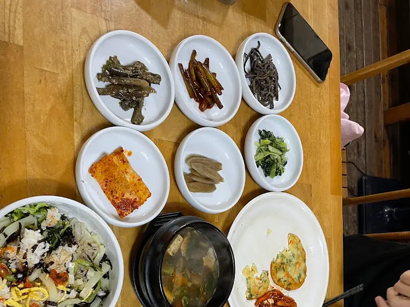 다양한 나물 반찬