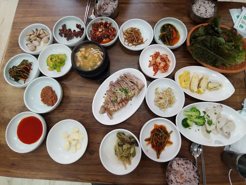 테이블 전체 샷