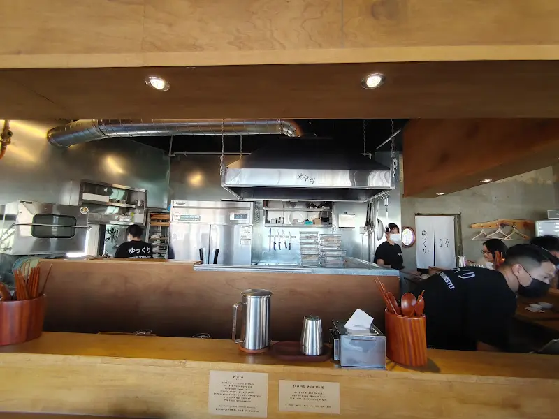 오픈형 주방 모습