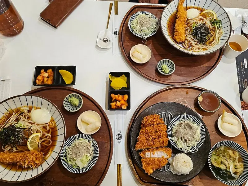 백소정 계양구청점 테이블 세팅