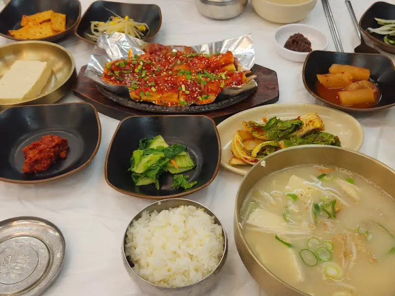 정갈한 밑반찬들