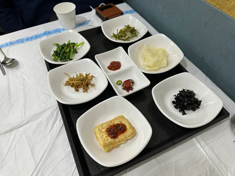 돌산엄마게장의 밑반찬