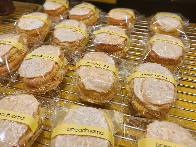 개별 포장된 빵들