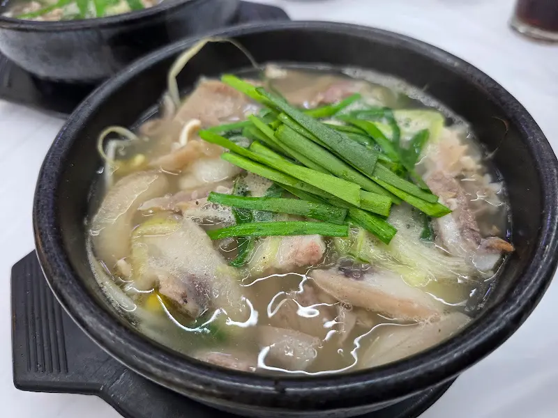 서울해장국 돼지국밥