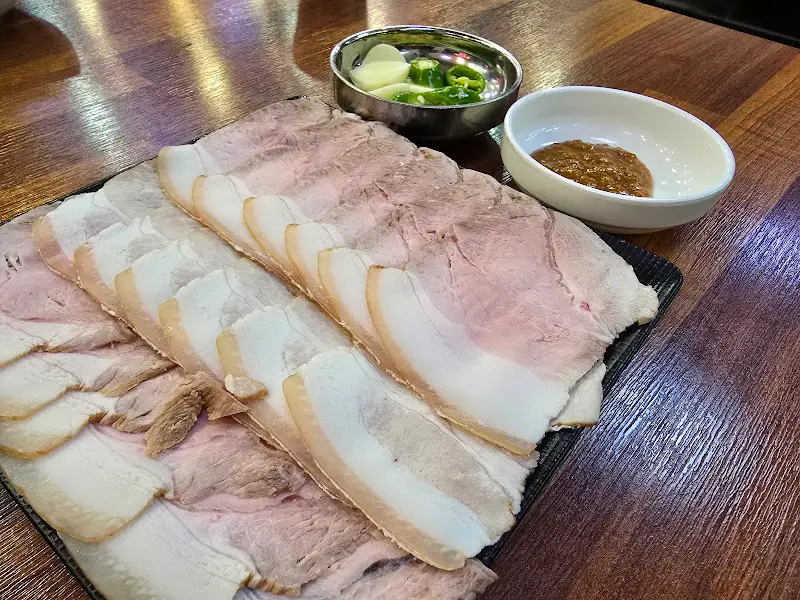 서울해장국 냉수육