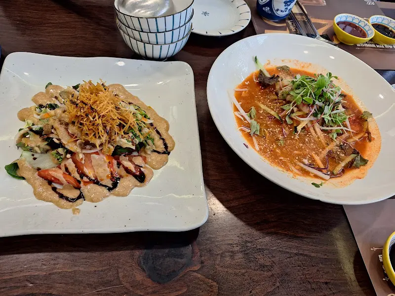 다채로운 코스 요리