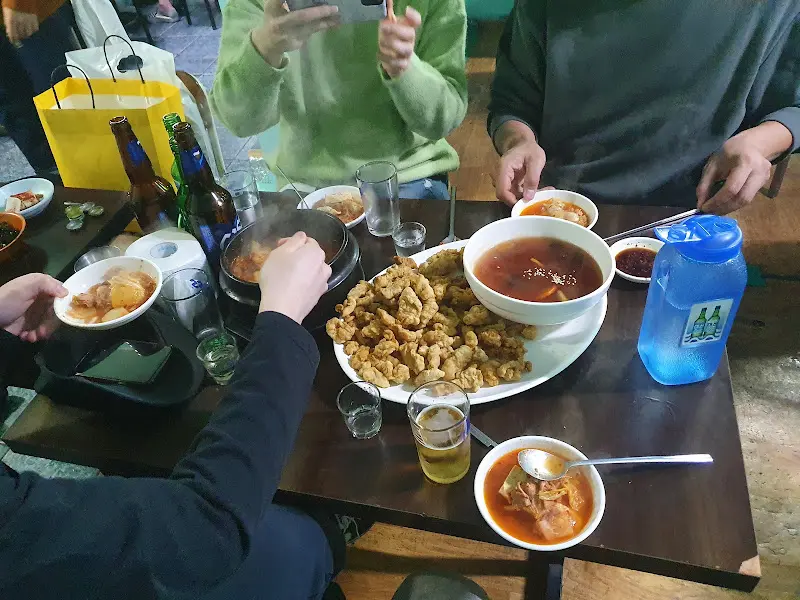 술과 함께 즐거운 시간