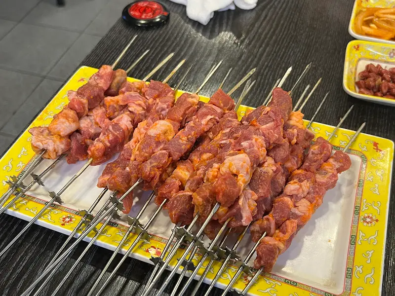 가지런히 놓인 양꼬치