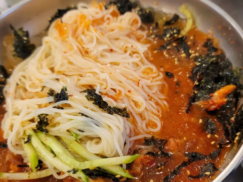 시원한 김치말이국수