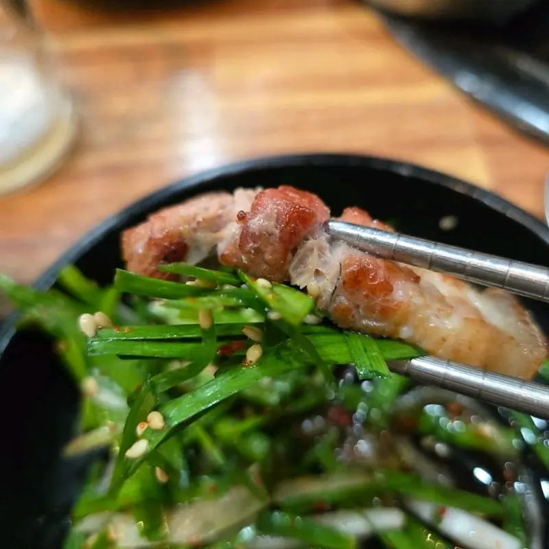 오겹살과 부추의 환상적인 조합