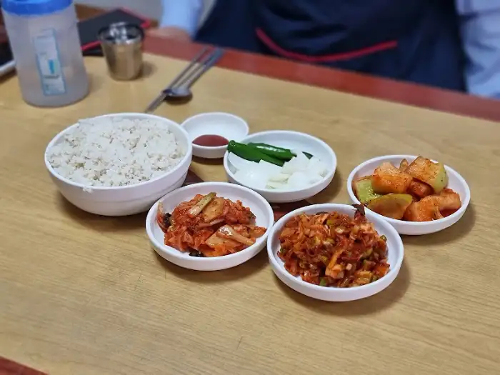 기본 반찬과 밥