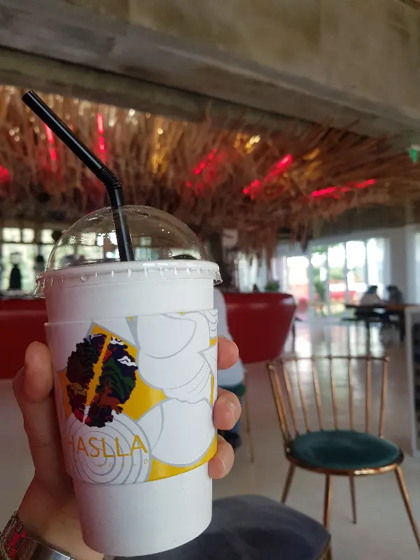 카페 내부 장식