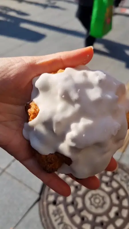 레몬 스콘의 상큼한 비주얼