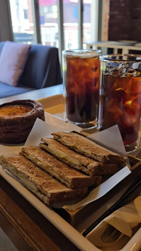 카야토스트와 음료