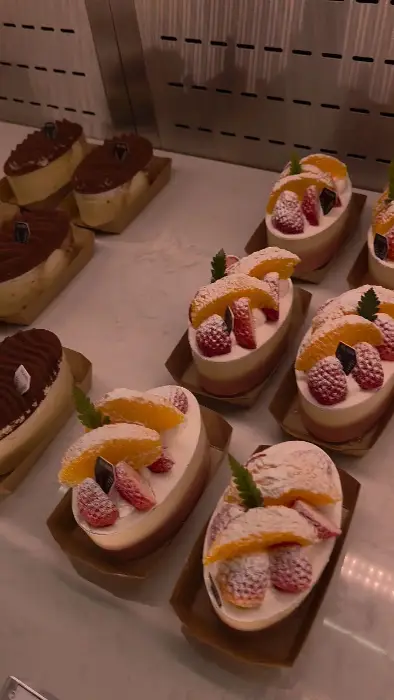 가덕도 세븐 아일랜드 주변의 소나무와 바다 풍경