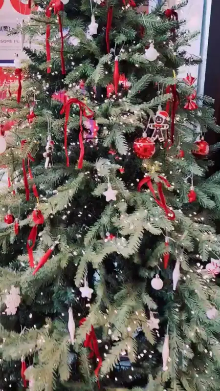 크리스마스 트리 장식