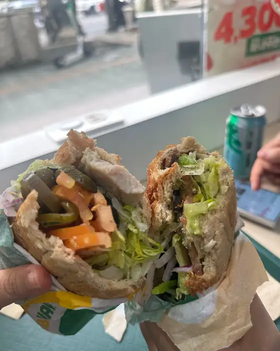 샌드위치 단면