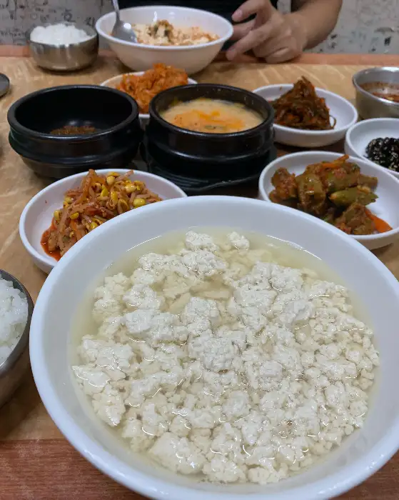 순두부 백반 한상차림