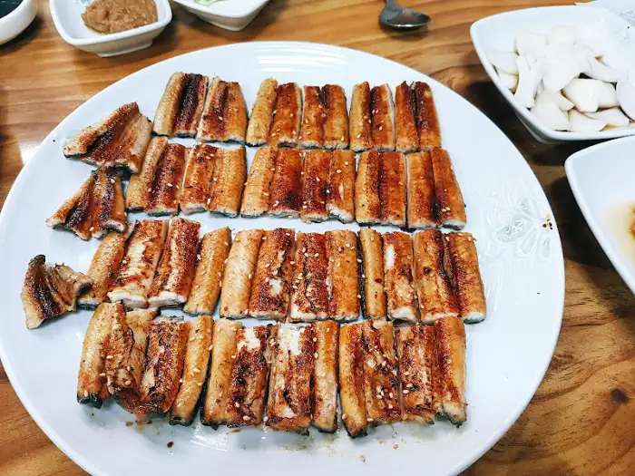 삼거리장어 장어구이 1