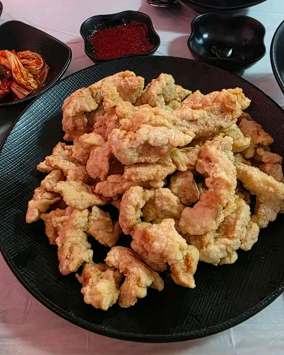 푸짐하게 담긴 탕수육