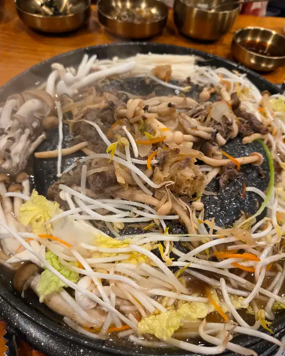 금죽헌 금정산성점 전골 끓는 모습