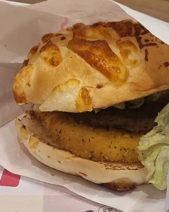 치즈버거 속 재료