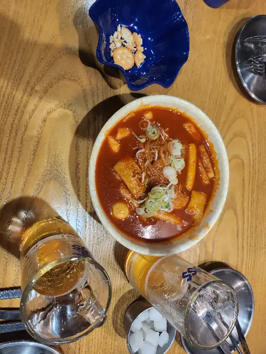 빨간 양념의 쫄면