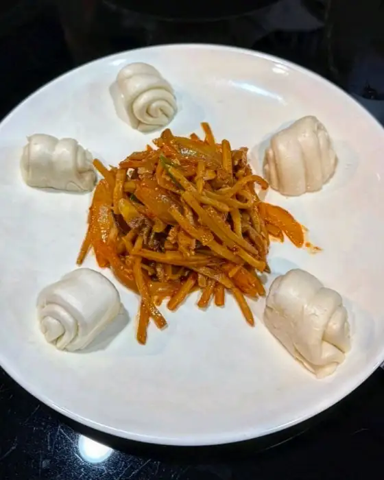 꽃빵과 탕수육