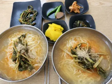 순창에서 찾은 혼밥 성지: 푸짐한 양과 따뜻한 인심, 옛날국수 맛집 탐방