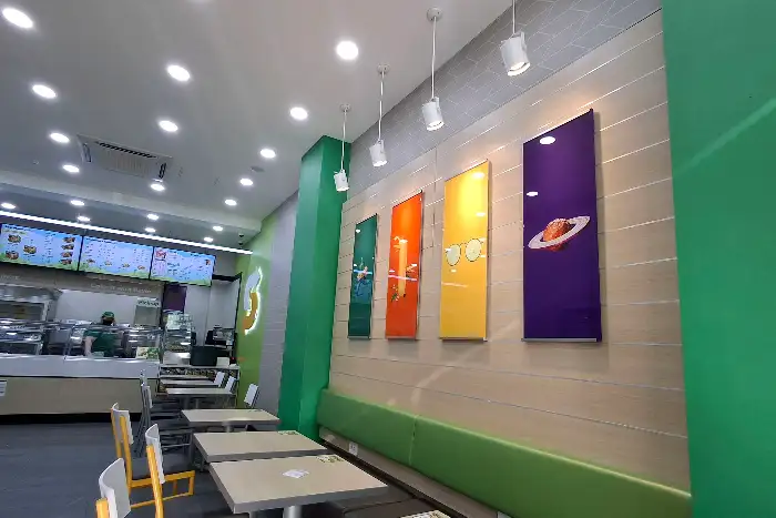 매장 내부 좌석