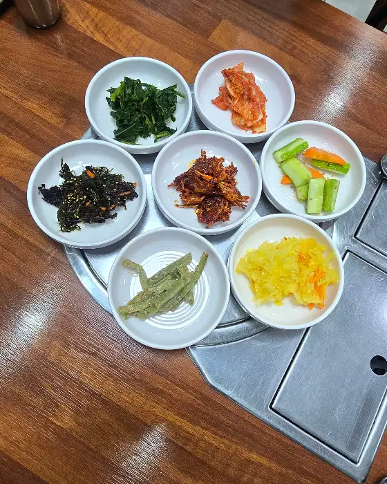 밑반찬 구성