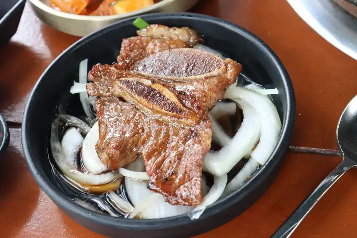 두툼한 삼겹살