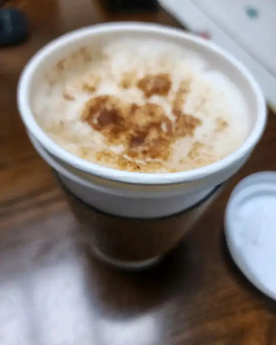 고소한 맛의 아메리카노