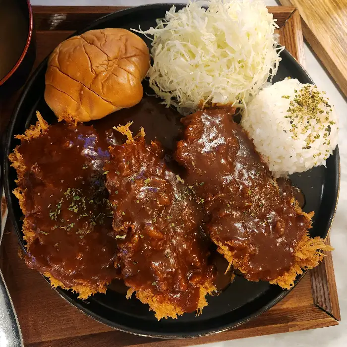 나폴리탄 돈파츠 메뉴