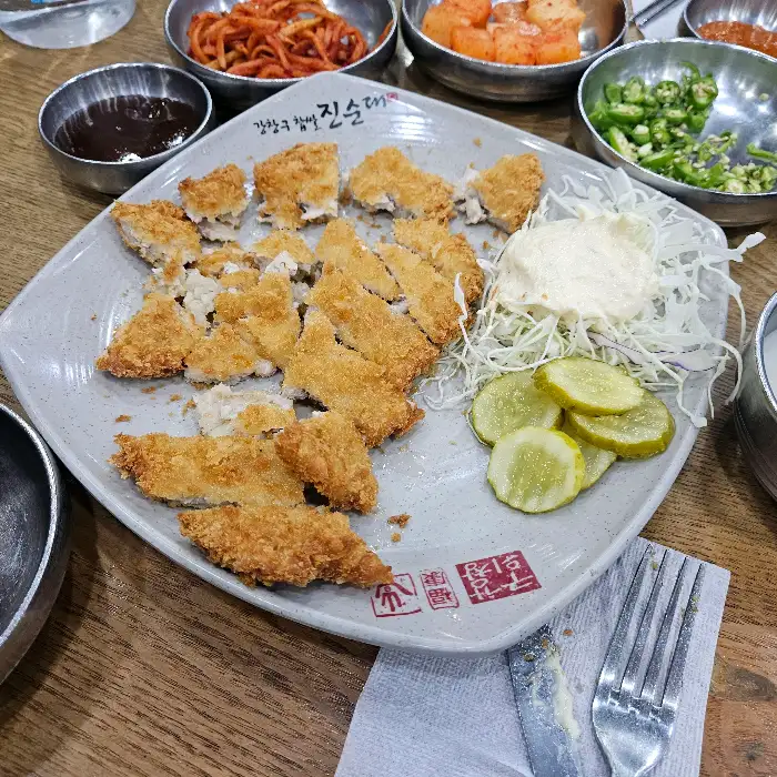 강창구 진순대 토평본점의 돈까스