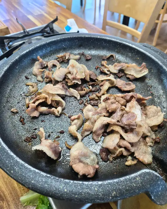 잘 익은 삼겹살