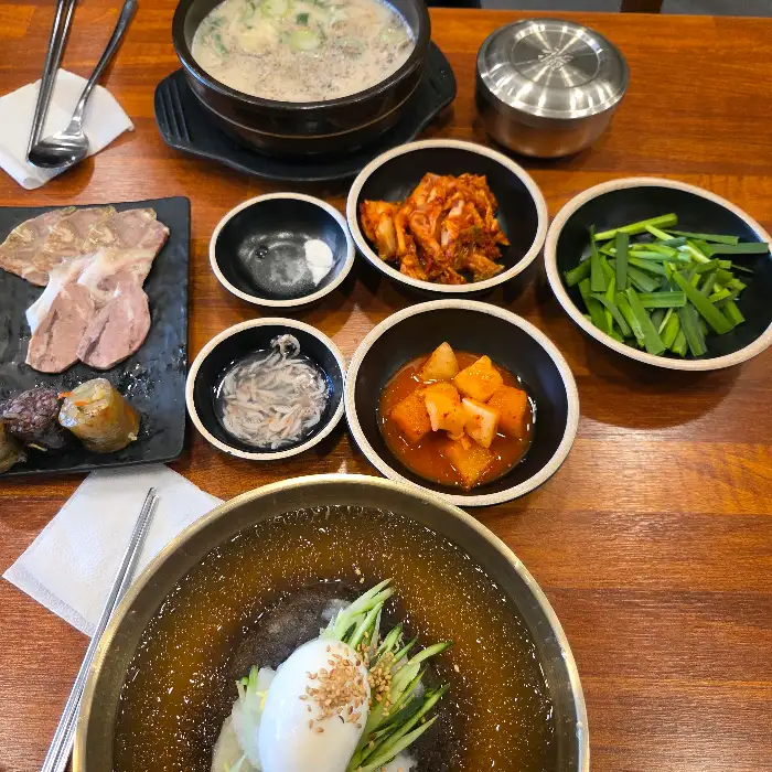 다양한 밑반찬
