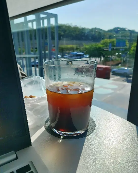 창밖으로 보이는 풍경
