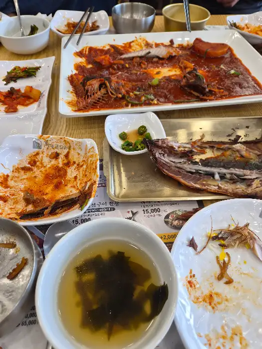 푸짐하게 나온 코다리 조림