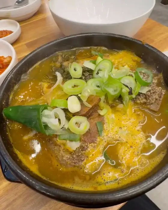 뼈다귀해장국 한 그릇
