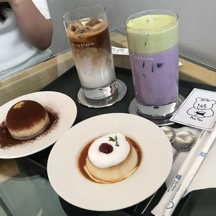 푸딩과 음료의 조화